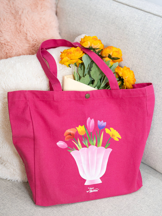 Pink Canvas Tote – Shell-Shaped Vase with Tulips