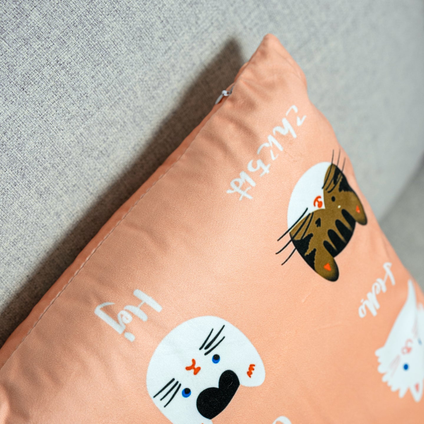 Cozy Cats Pattern Pillow Covers